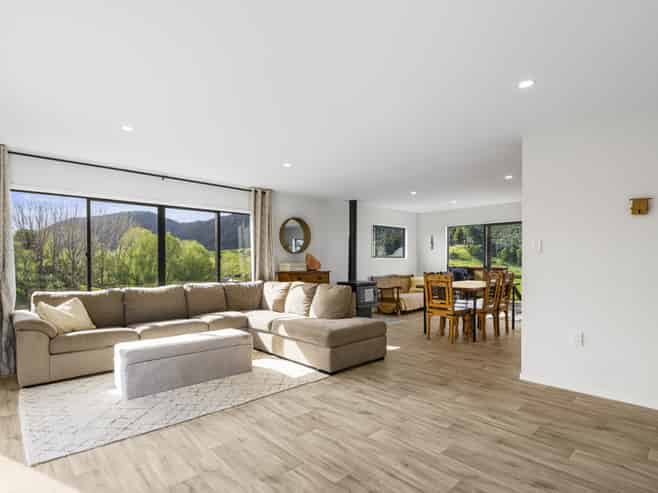 316 Mountain Road, Kaiwaka