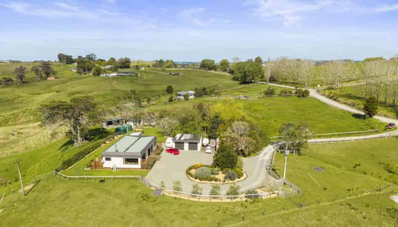 316 Mountain Road, Kaiwaka