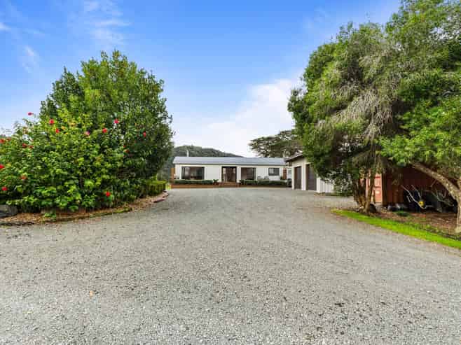 316 Mountain Road, Kaiwaka