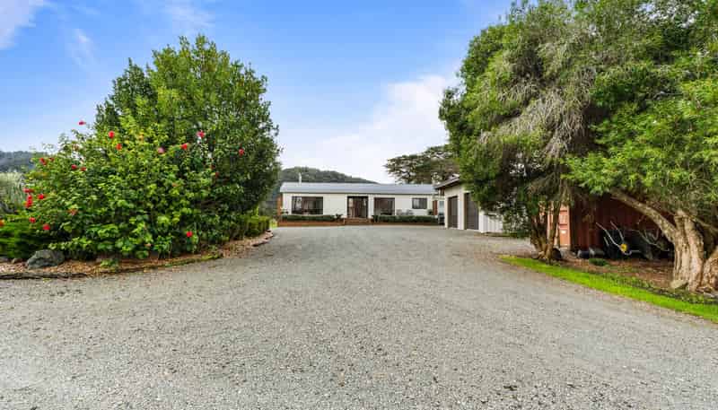 316 Mountain Road, Kaiwaka
