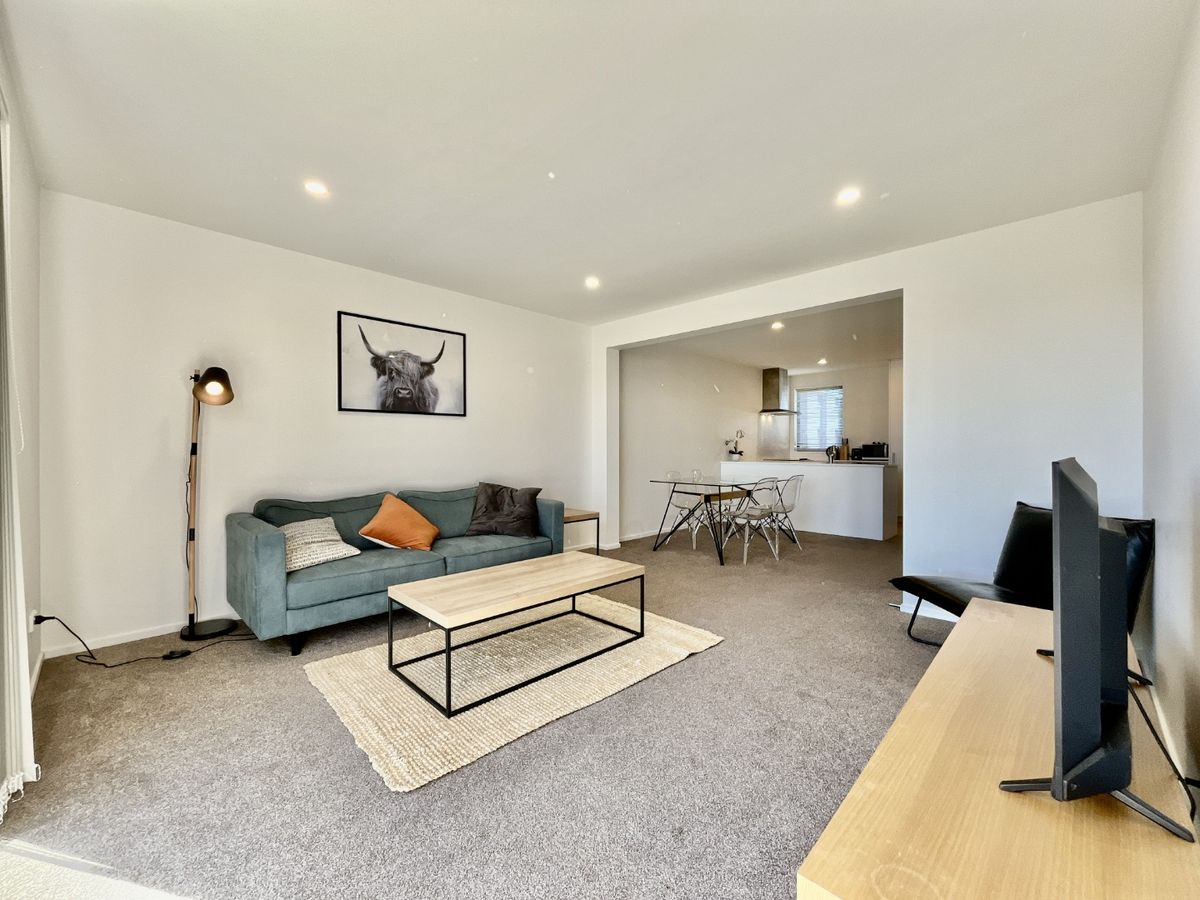 **Fully Furnished Modern Apartment** - Поглед 6