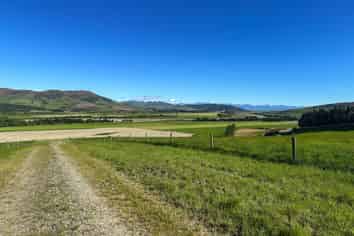 1433 Lumsden Dipton Highway , Dipton