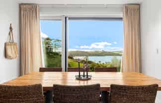 31 Brick Bay Drive, Sandspit