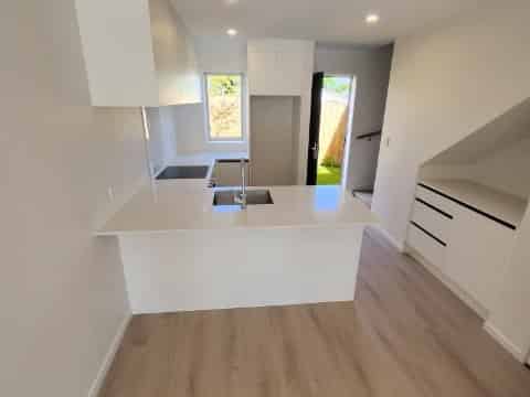 20 Timata Lane, Favona