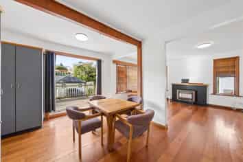  12 Chelmsford St, Ngaio