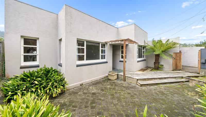  12 Chelmsford St, Ngaio
