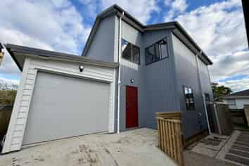 9A Darren Crescent, Half Moon Bay