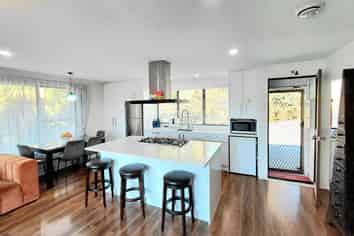 179 Glengarry Road, Glen Eden