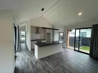 25A Russell Street, Otane