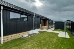 Russell Street, Otane - Widok 3