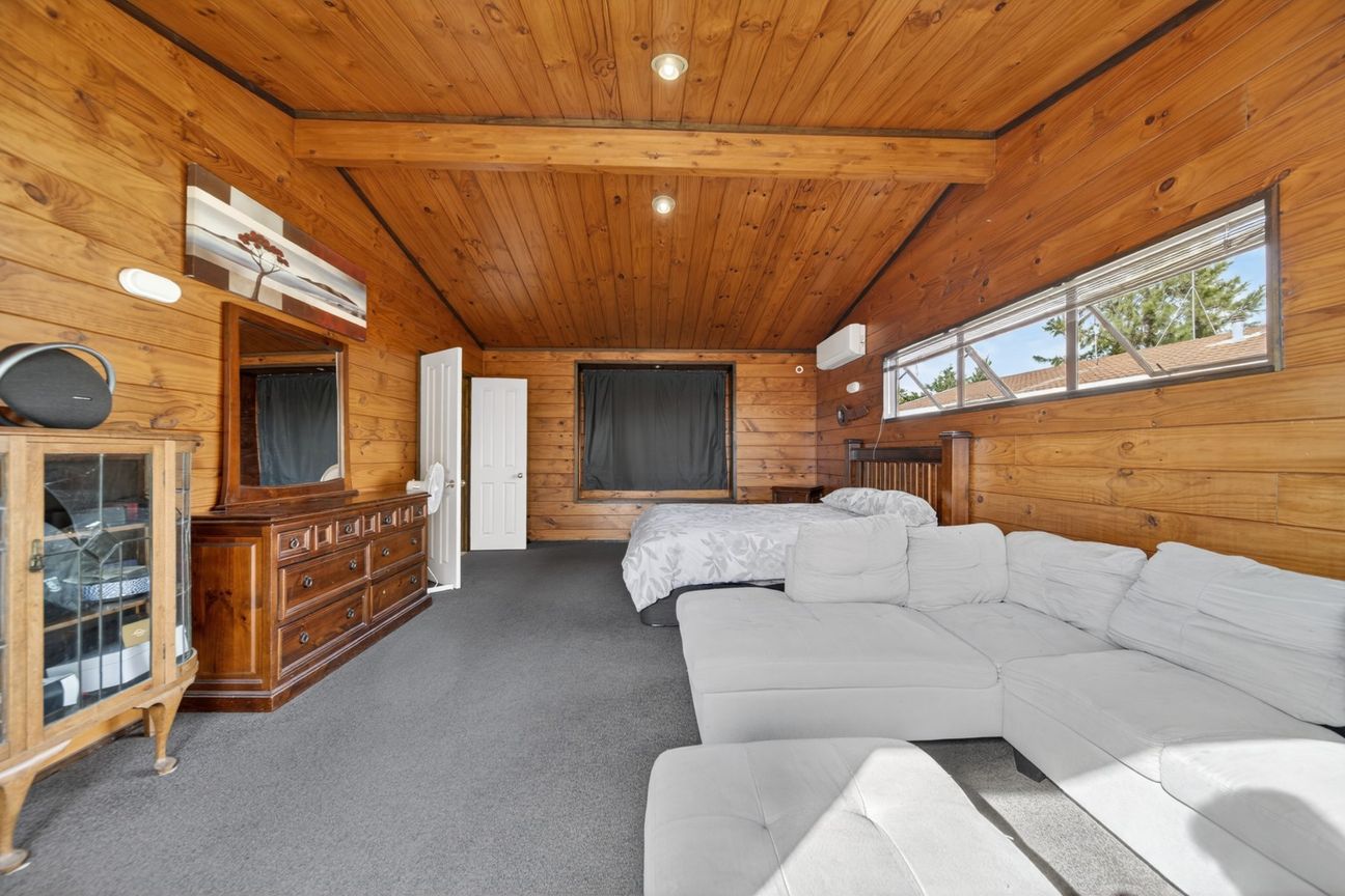 Opportunity knocks  for tradies and investors! - Widok 3