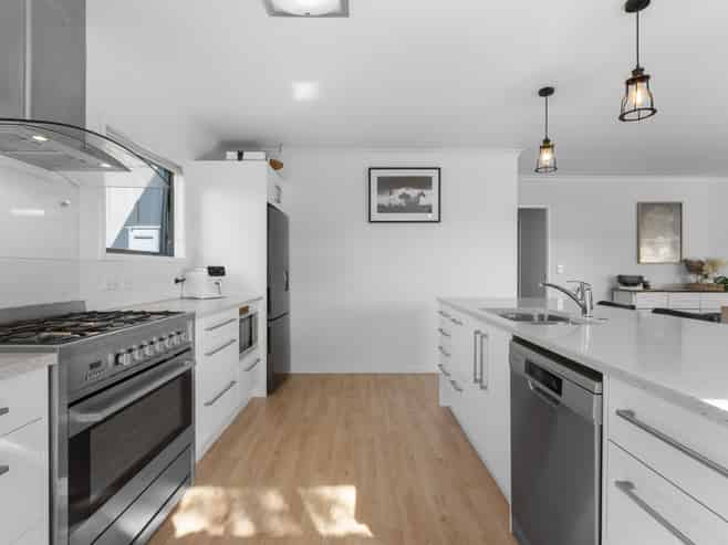 17 Windsor Street, Richmond Heights