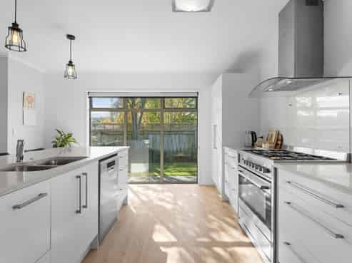 17 Windsor Street, Richmond Heights