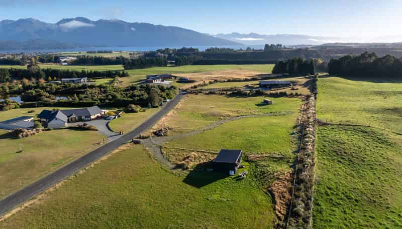 10 Black Lane, Te Anau