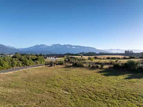 10 Black Lane, Te Anau