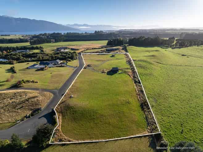 10 Black Lane, Te Anau