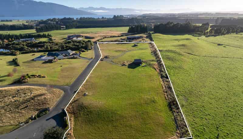 10 Black Lane, Te Anau