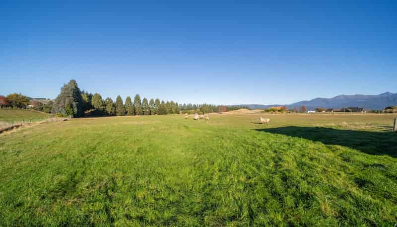 10 Black Lane, Te Anau