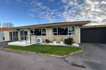 2/531 Devonport Road, Avenues