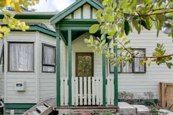 101 Shakespeare Road, Bluff Hill
