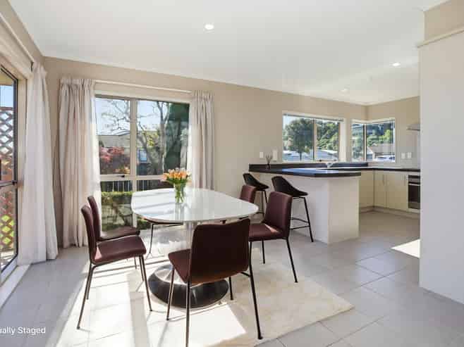 2 Edward Bullen Place, Thames