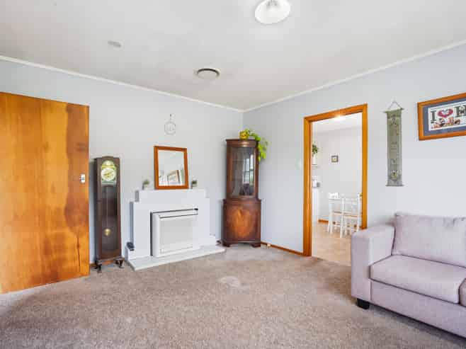 2 Farmer Street, Kamo