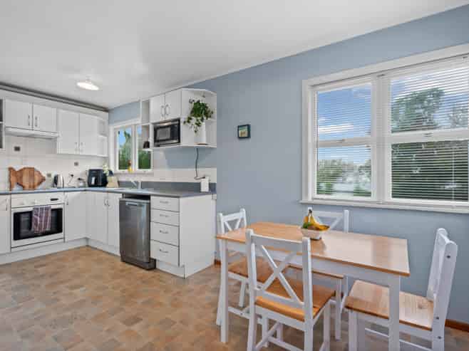 2 Farmer Street, Kamo