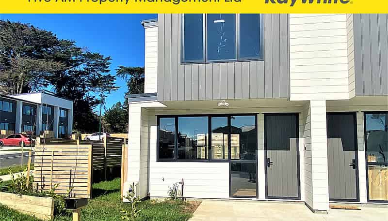 12 Karoro Road, Flat Bush