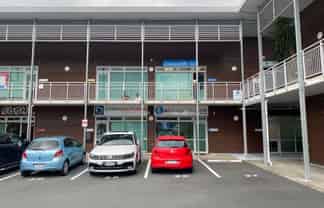 86sqm office in Albany