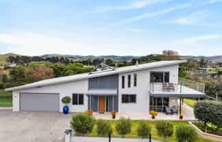 11 Mer Place, Bay View