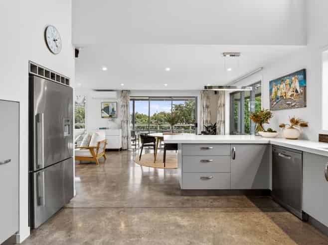 11 Mer Place, Bay View