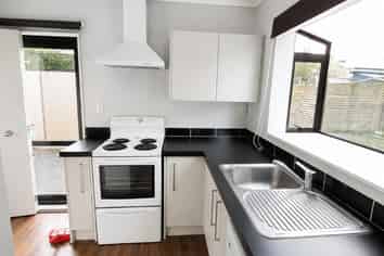 27A Vernon Avenue, Takaro