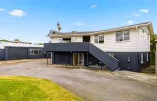 102 Taharepa Road, Hilltop