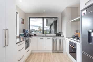 19 Helen Place, HALSWELL