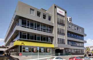 BLANK CANVAS OFFICE IN TAKAPUNA - 688M²
