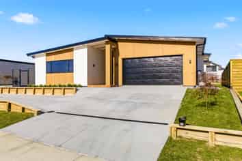 34 Makomako Crescent, Wharewaka