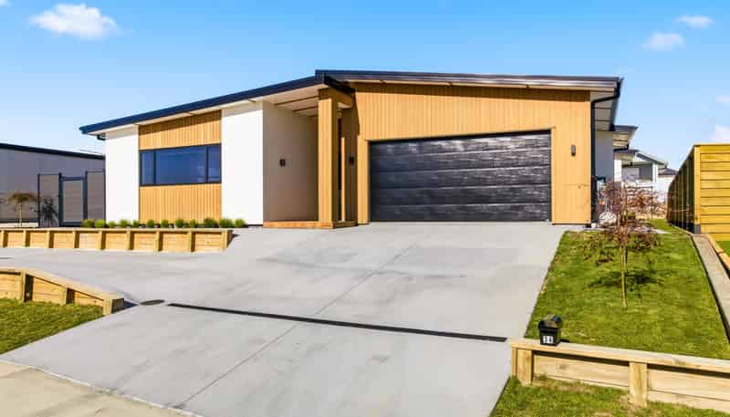34 Makomako Crescent, Wharewaka
