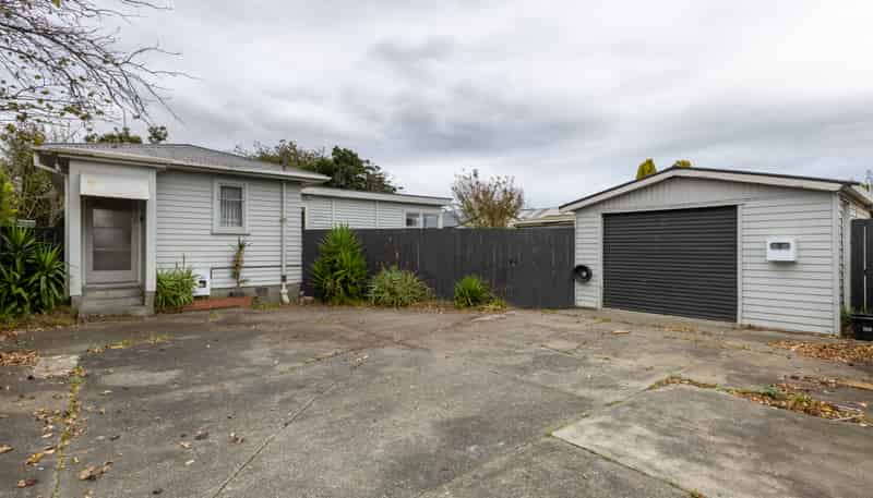 338A Tremaine Avenue, Takaro