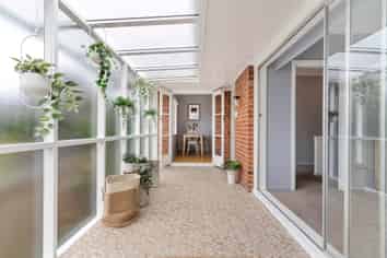 12 Fairleigh Avenue, Mount Albert