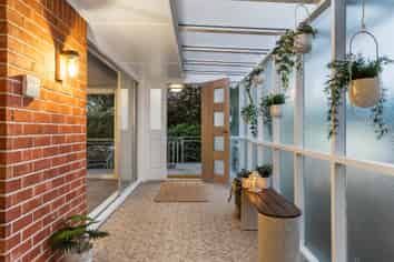 12 Fairleigh Avenue, Mount Albert