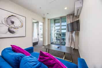 410/17 Amersham Way, Manukau