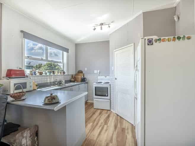67 West Coast Road, Te Kopuru