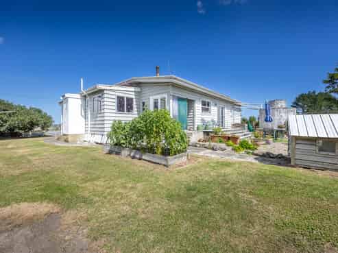67 West Coast Road, Te Kopuru