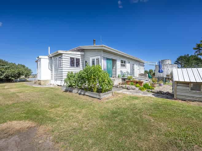 67 West Coast Road, Te Kopuru