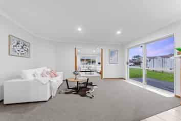 45 Oakridge Way, Northpark