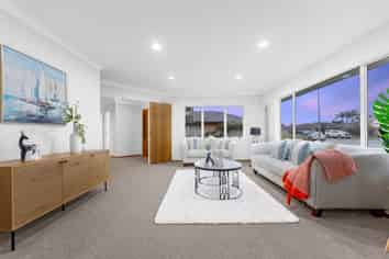 45 Oakridge Way, Northpark