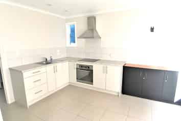 A/60 Manhattan Heights, Glendene