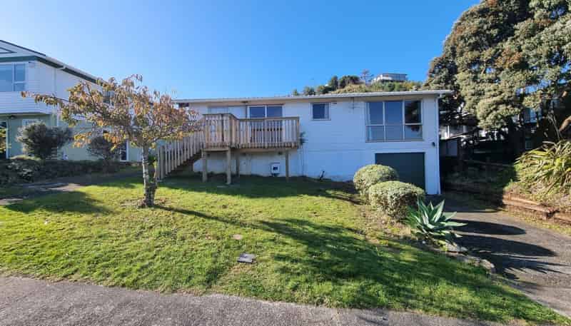 7 Tweed Road, Papakowhai