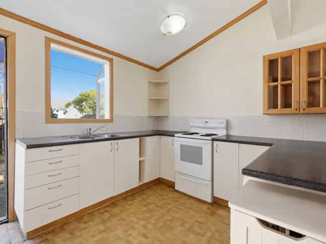 48 Reid Road, South Dunedin