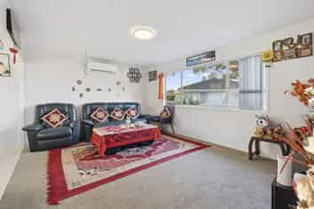 29 Othello Drive, Clover Park